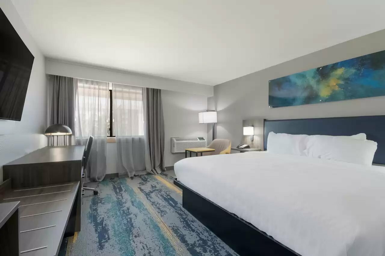 Фото Clarion Pointe Okc Airport