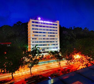 Гостиница Hotel Shangri La Kota Kinabalu