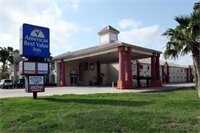 Фото SureStay Hotel by Best Western Brownsville