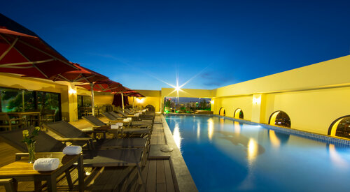 Гостиница MerPerle Crystal Palace Hotel в Хошимине
