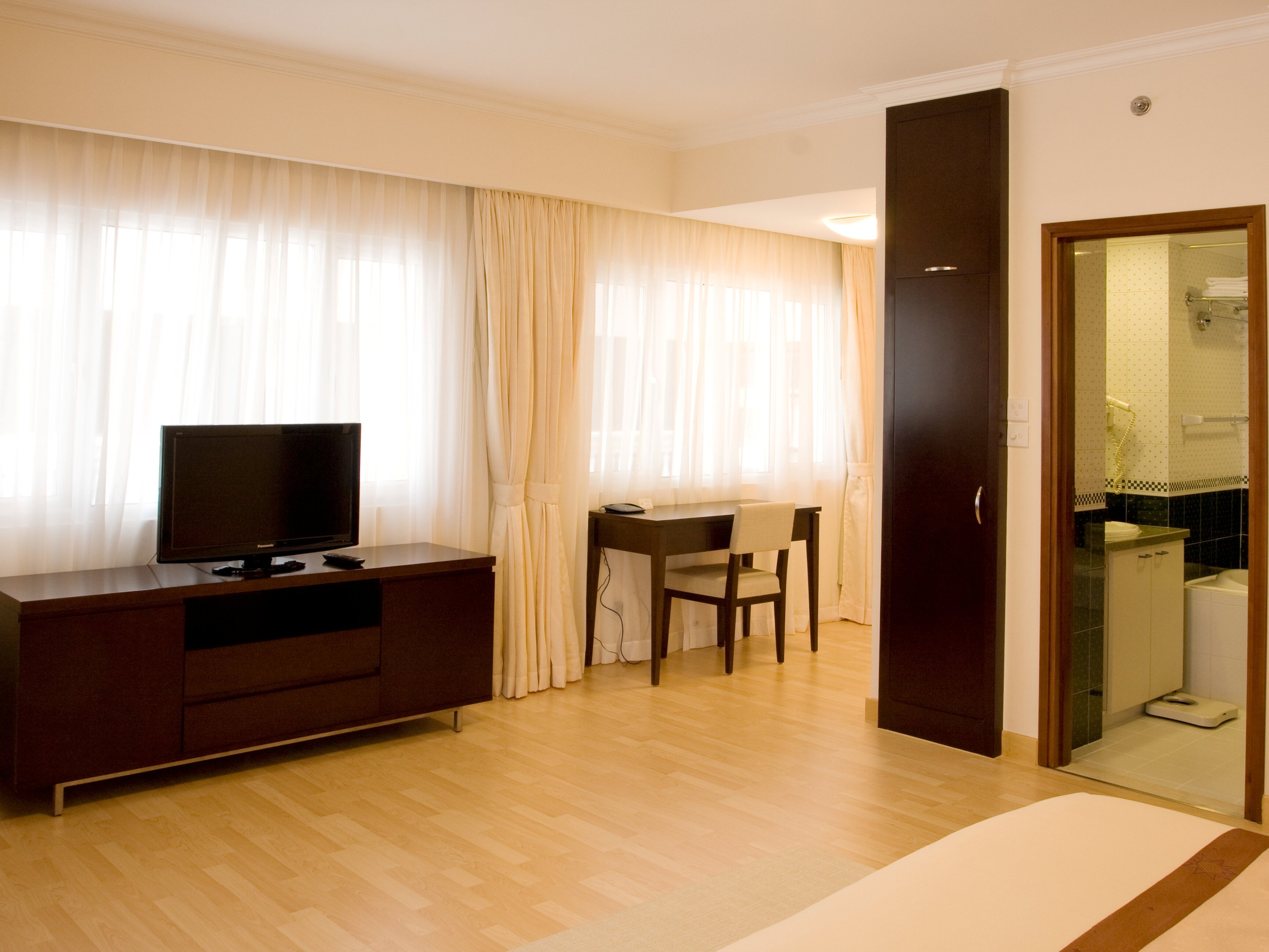 Фото Norfolk Mansion Luxury Serviced Apartment