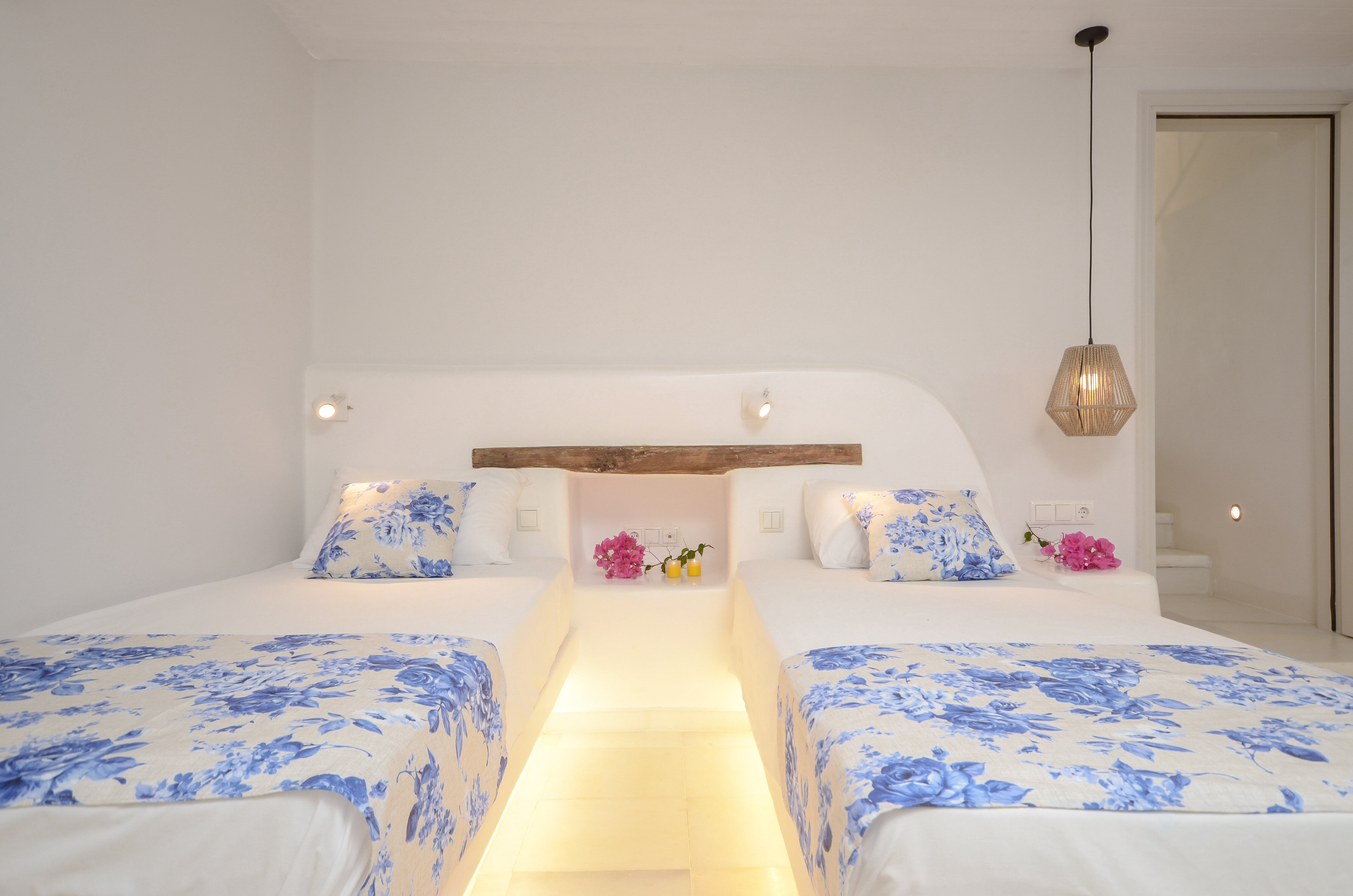 Фото Naxian Queen Luxury Villas & Suites