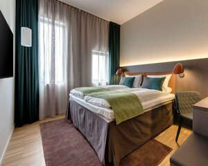 Гостиница Quality Hotel Pond