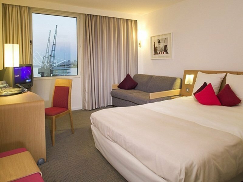 Фото Novotel London ExCeL