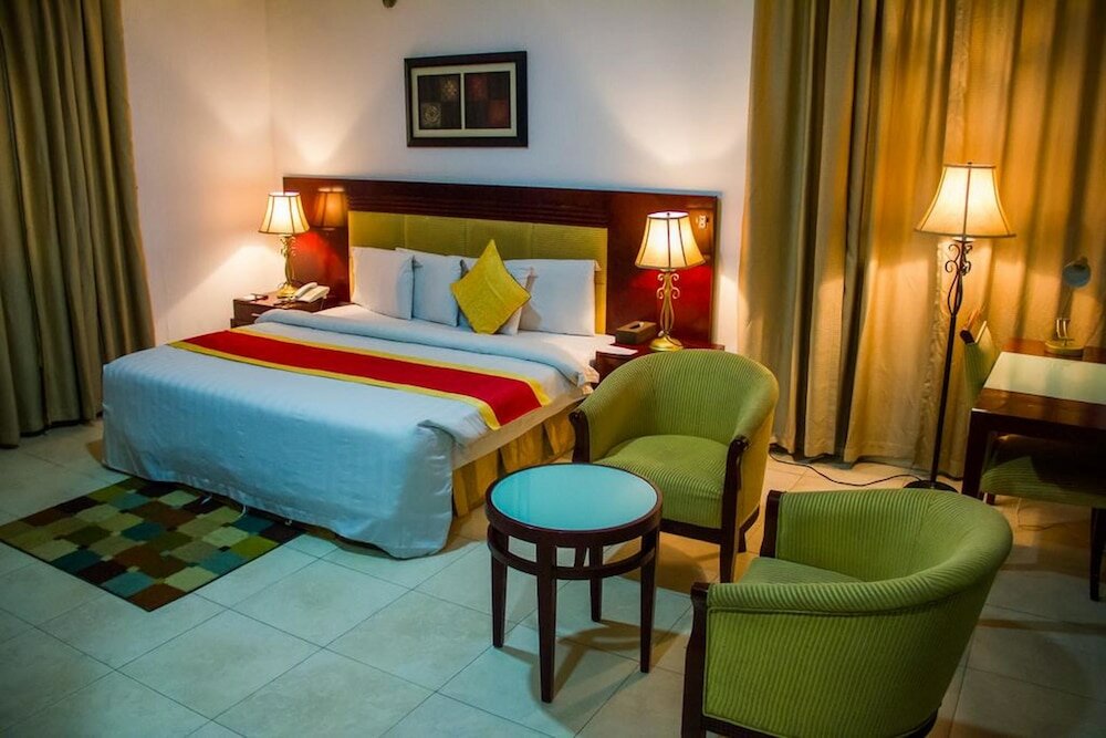 Фото Crystal Court Lekki