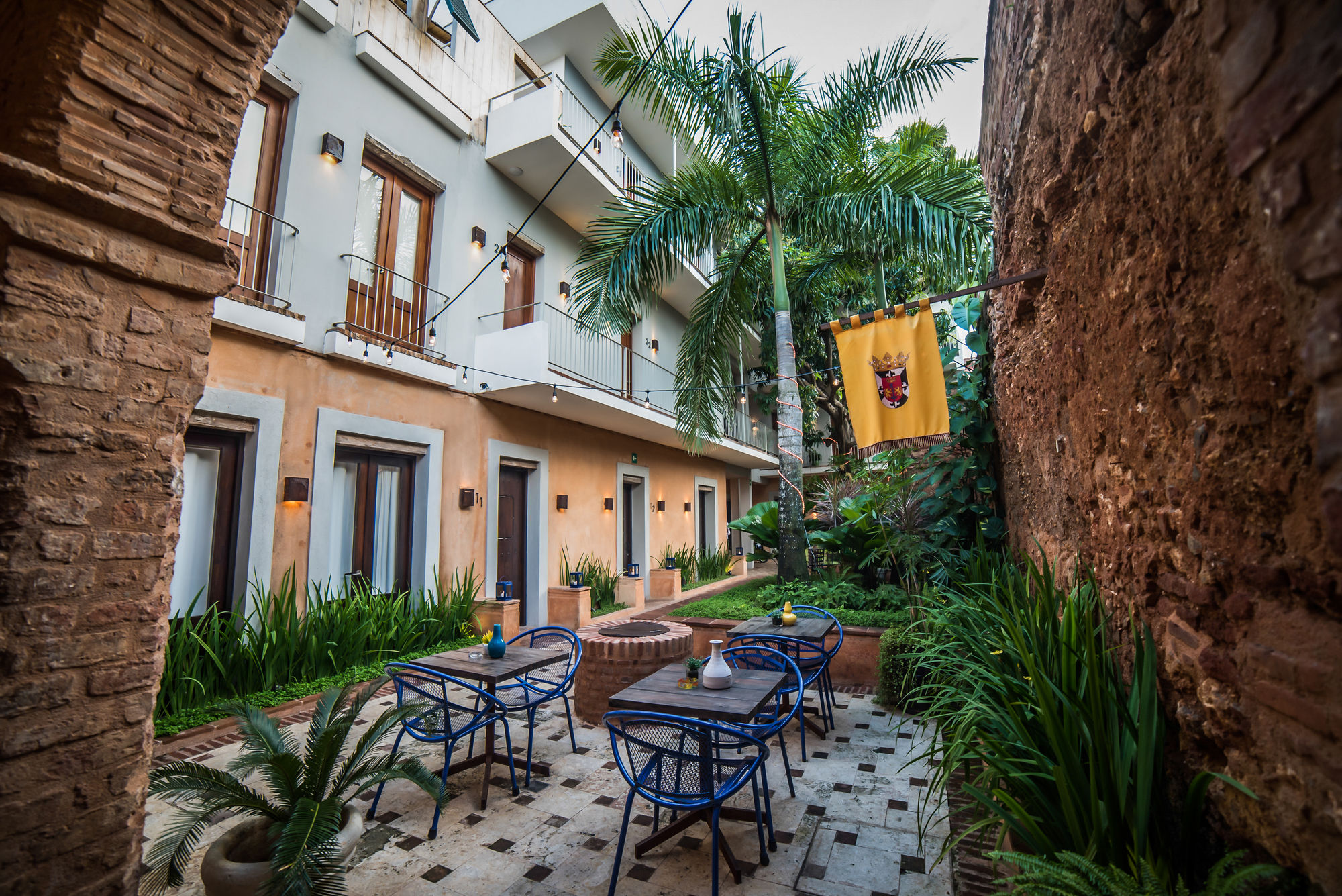 Фото Luca Hotel by The Oxo House