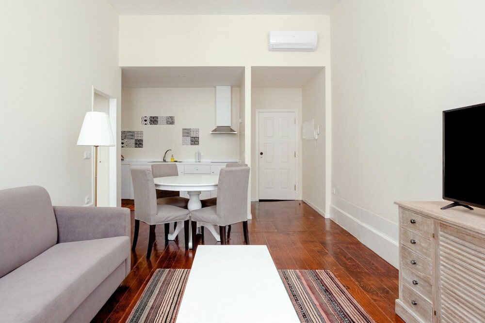 Фото Nada01 · Cute and Simple Apartment in the Historic District