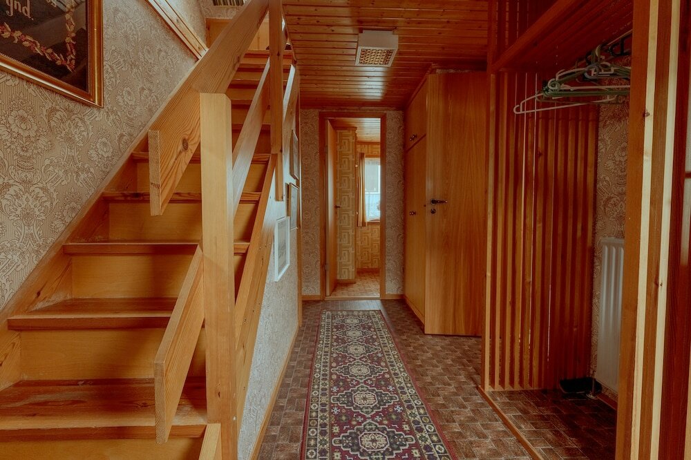 Фото Charming 3 Br Home Scenic Village Nature