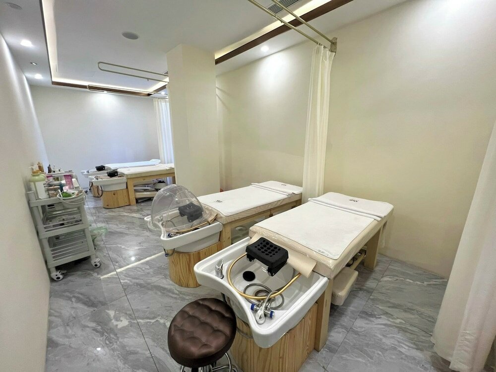 Фото Wah Fu Hotel