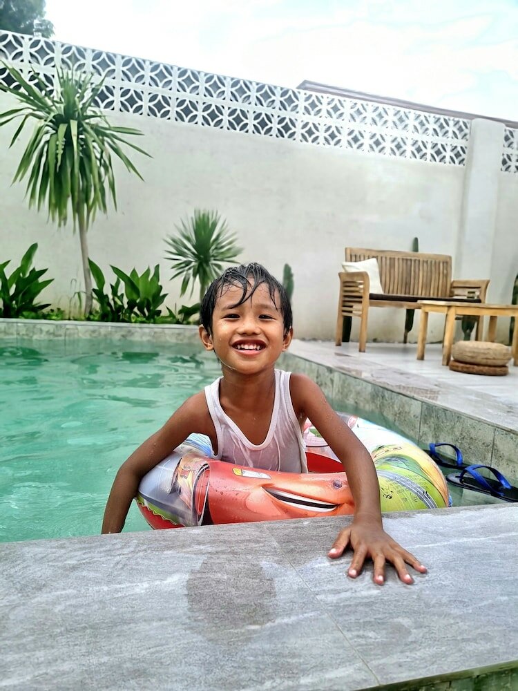 Фото 148 Guesthouse and Resort