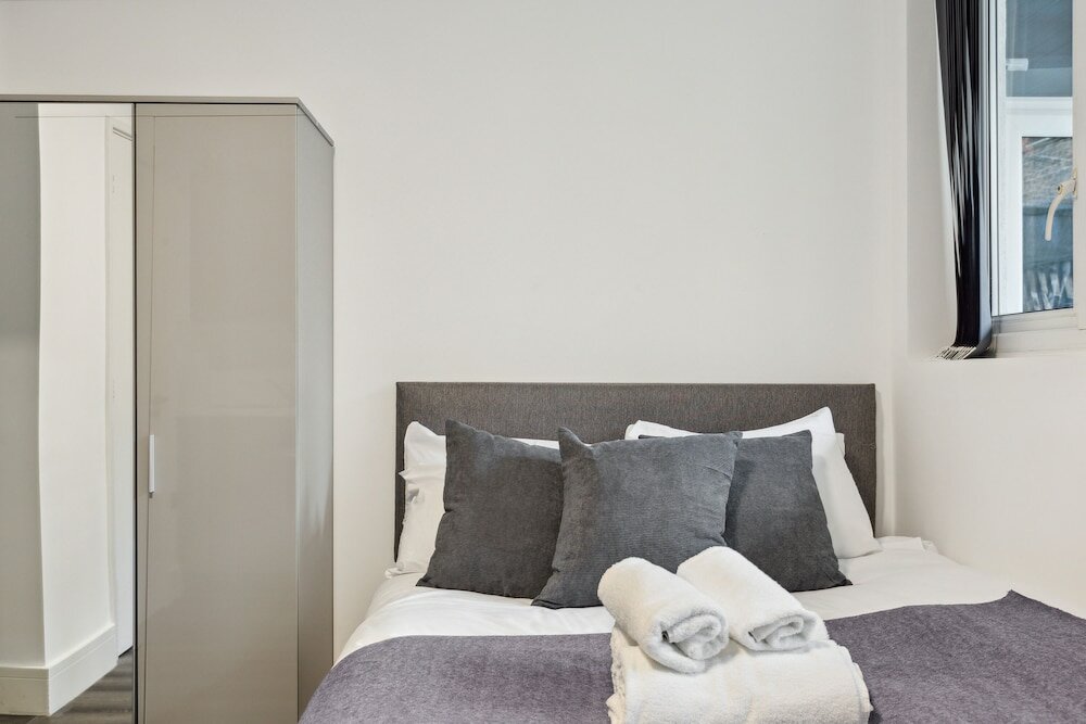 Фото Sutherland Apartments