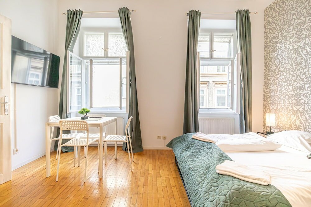 Фото Friendly 2br Apt- Near Rennweg