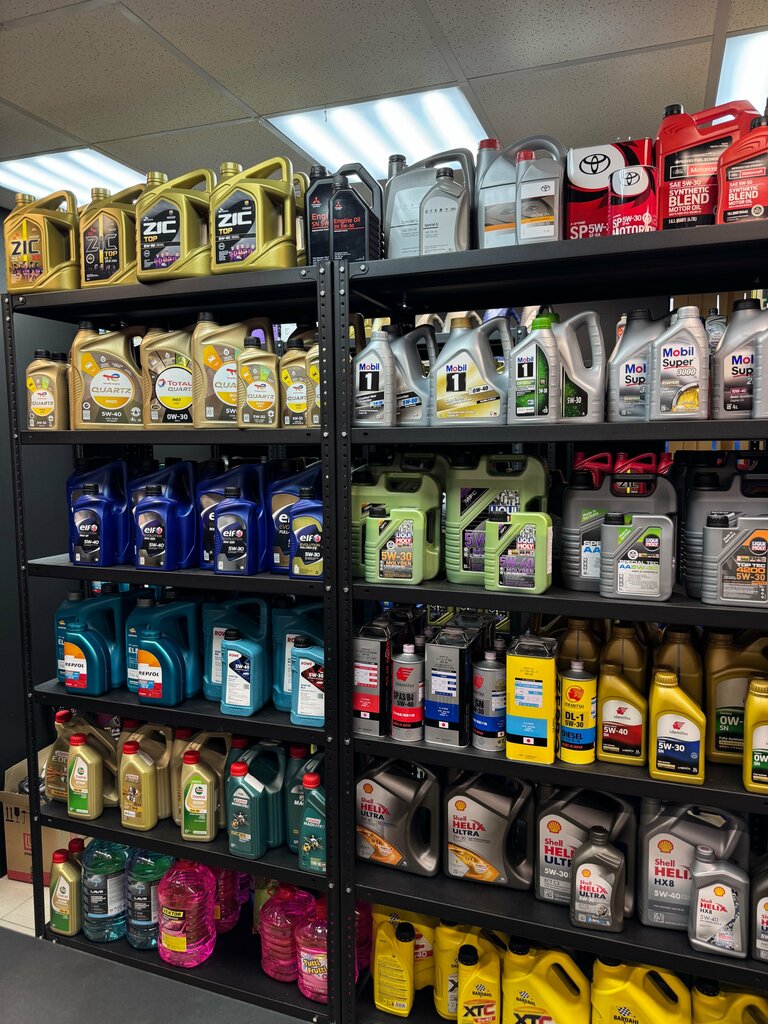 Магазин автозапчастей и автотоваров Piteroils.ru, Санкт‑Петербург, фото