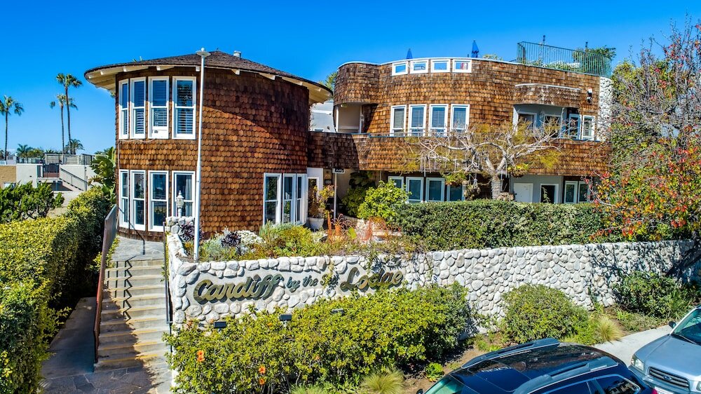 Фото Cardiff by the Sea Lodge