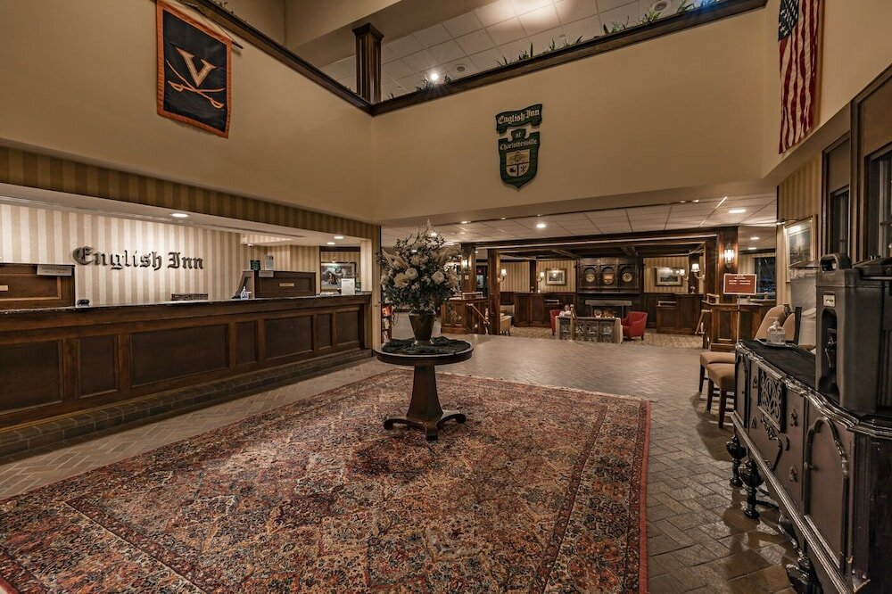 Фото English Inn of Charlottesville