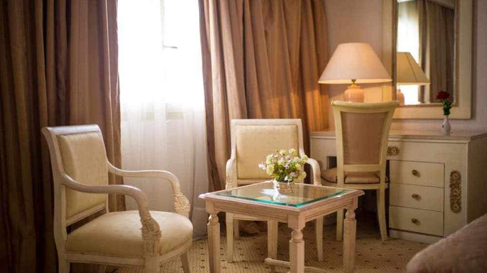 Фото Amir Palace