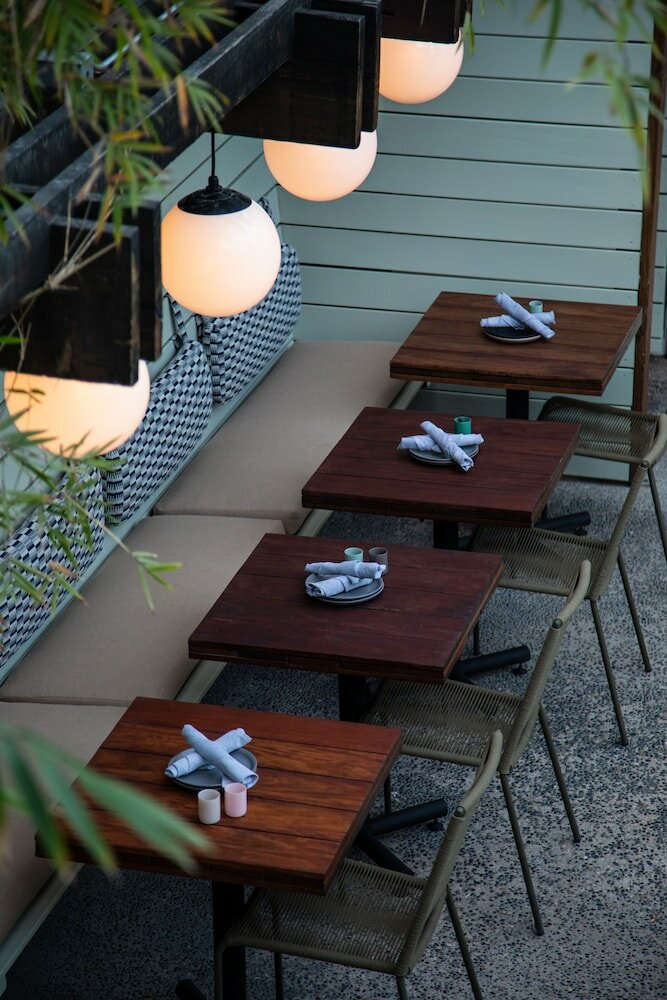 Фото The Pearl Hotel