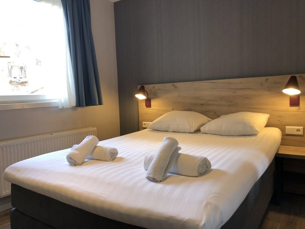 Фото Facade Hotel Amsterdam