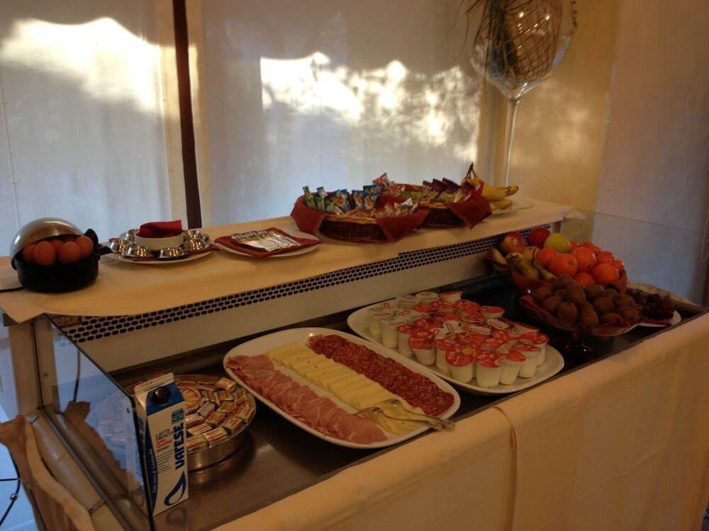 Фото Hotel Ristorante Vecchia Riva