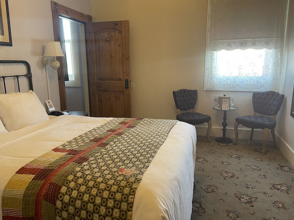 Фото Hotel Sutter