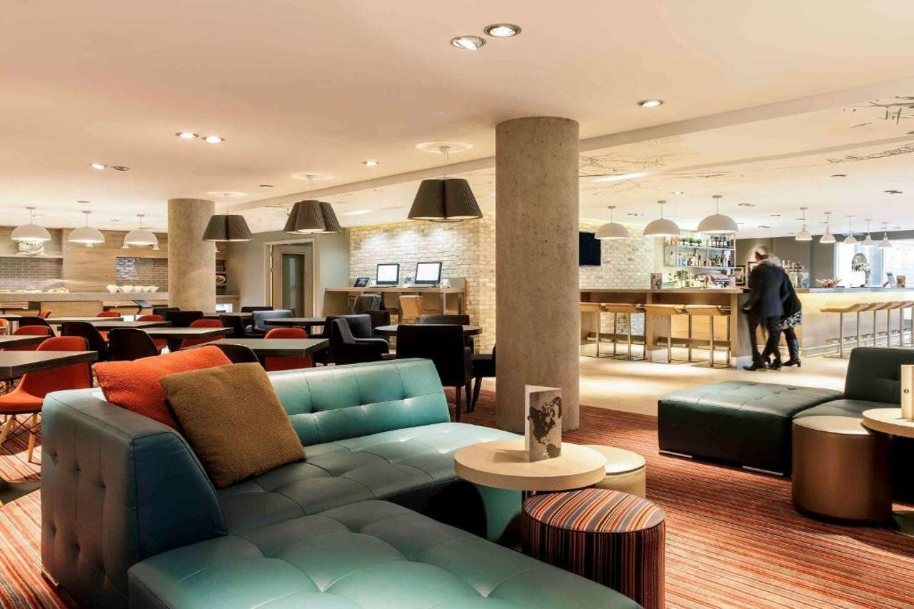 Фото ibis Edinburgh Centre South Bridge  Royal Mile