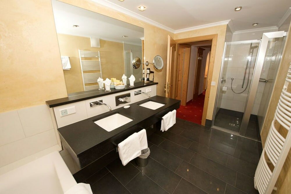 Фото Jufa Alpenhotel Saalbach