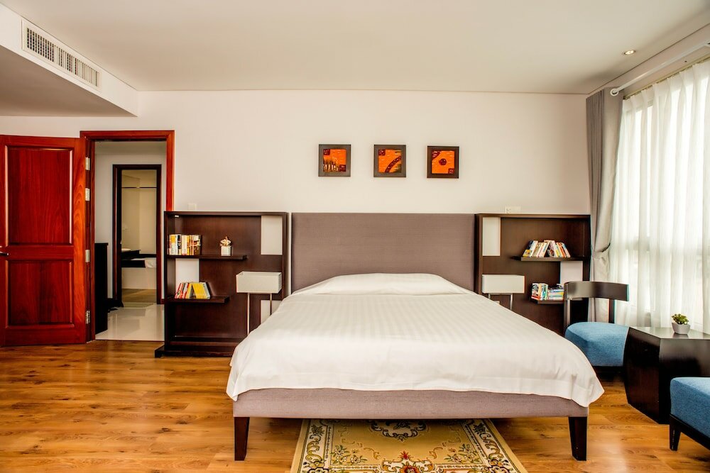 Фото Lancaster Ho Chi Minh