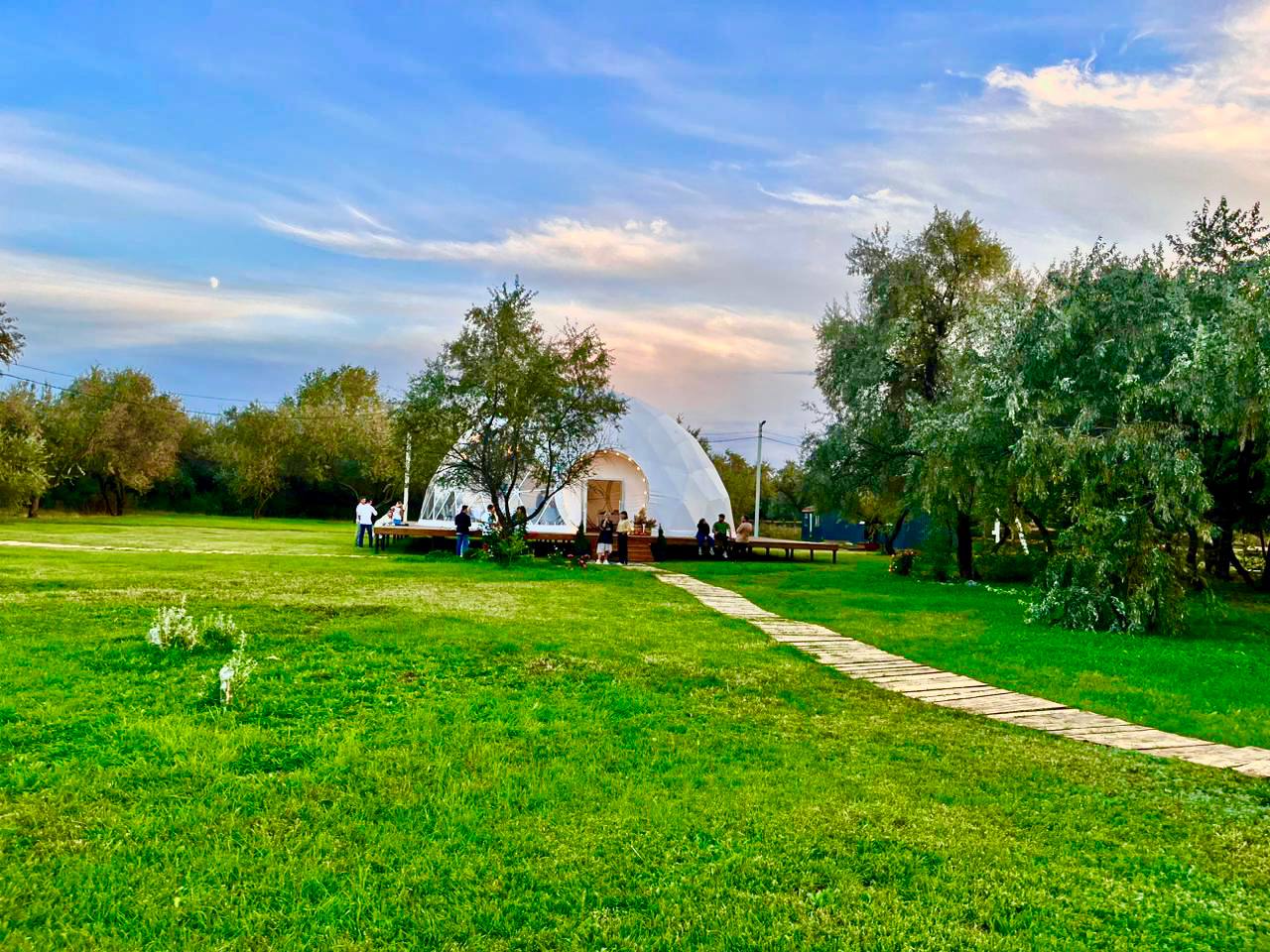 Фото отеля 1