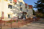 Hotel Massandra (посёлок городского типа Массандра, улица 16 Апреля 1944 года, 15) ، فندق