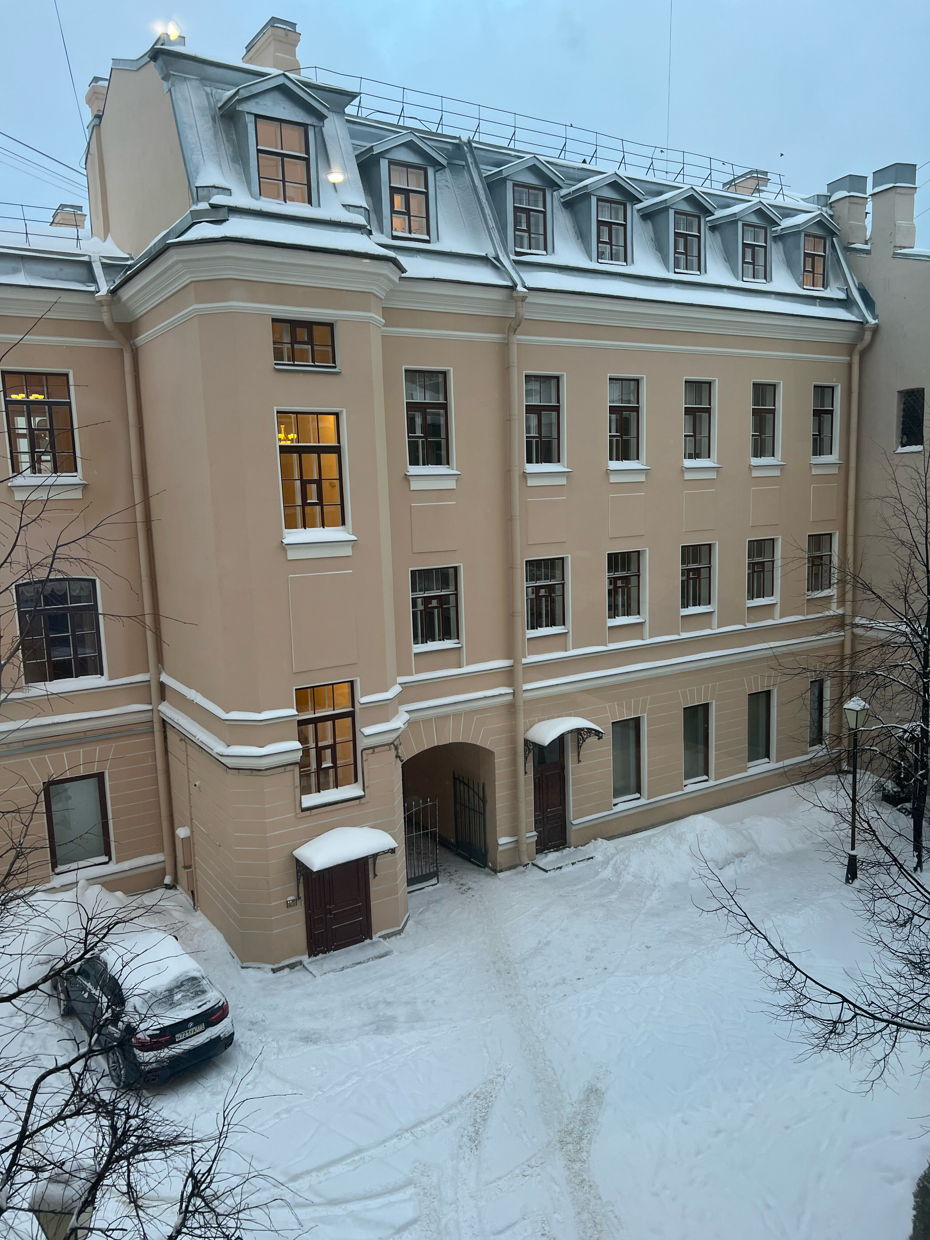 Фото Sutki Rent у Дворцовой Площади