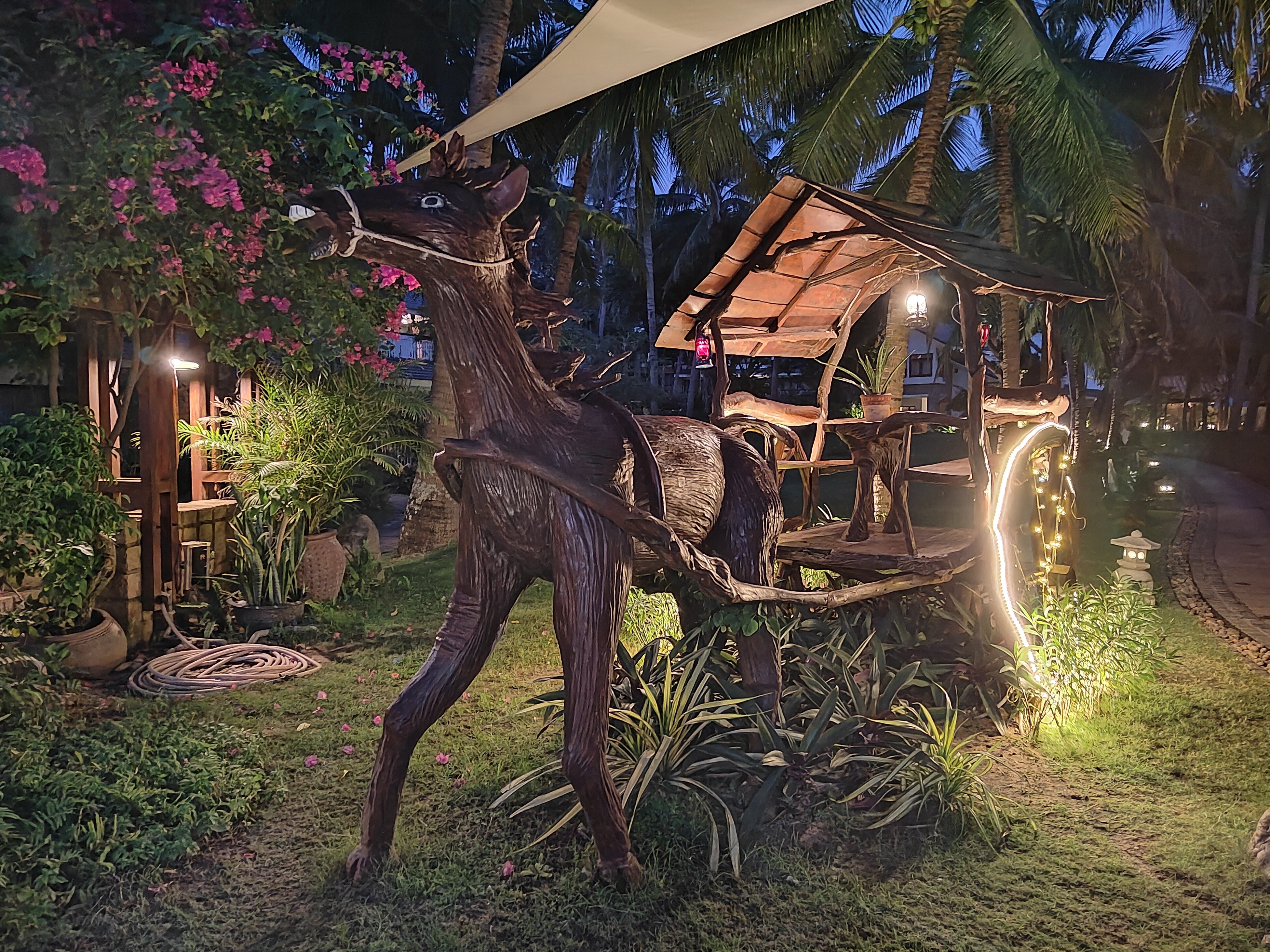 Фото Hoang Ngoc Beach Resort