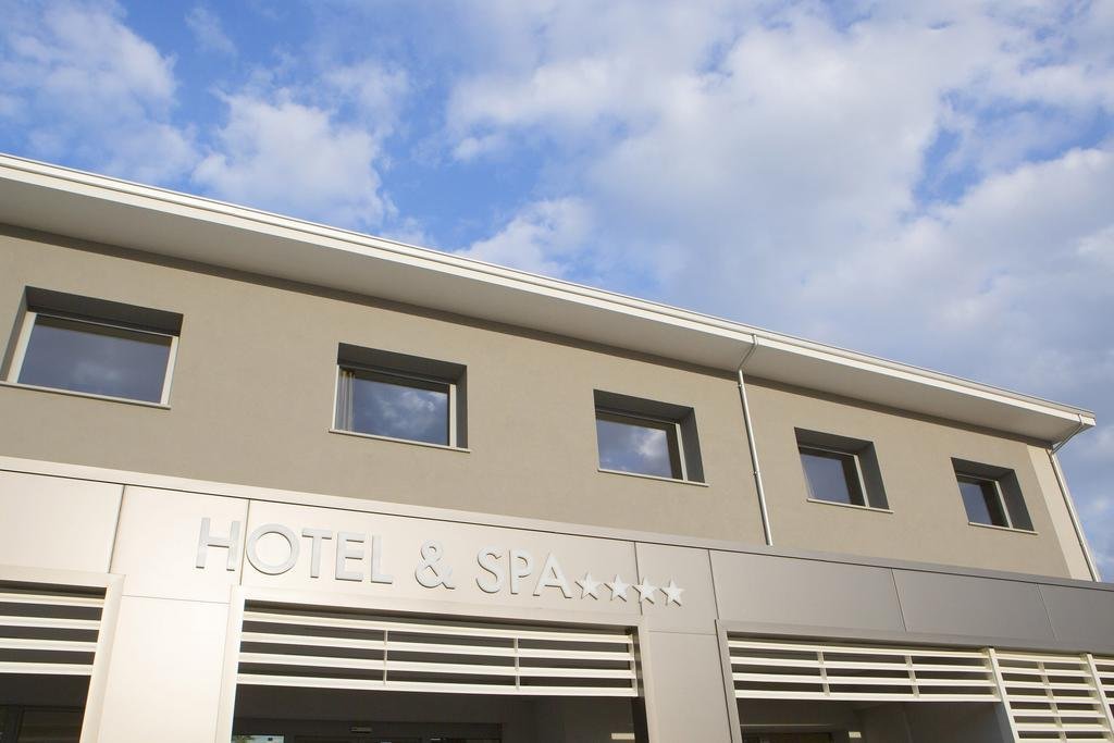 Фото Boutique Hotel Bramante & SPA