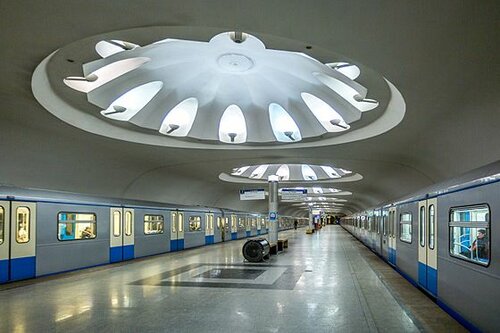 Annino (Moscow, Varshavskoye Highway), metro station