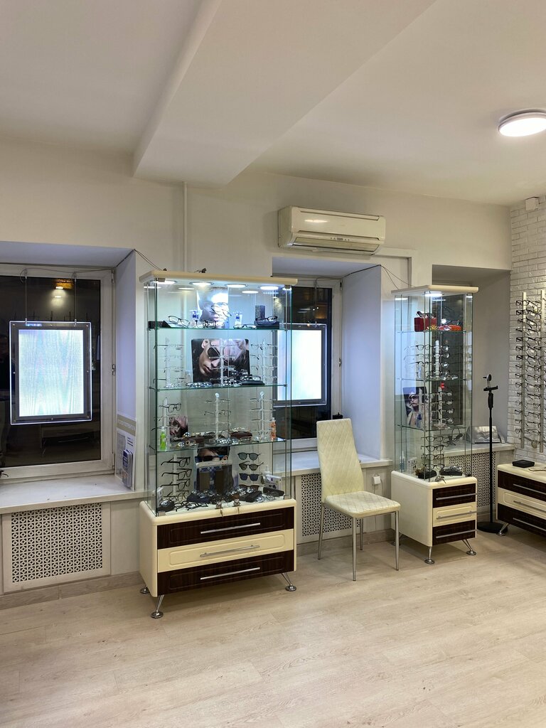 Opticial store Trio, Moscow, photo