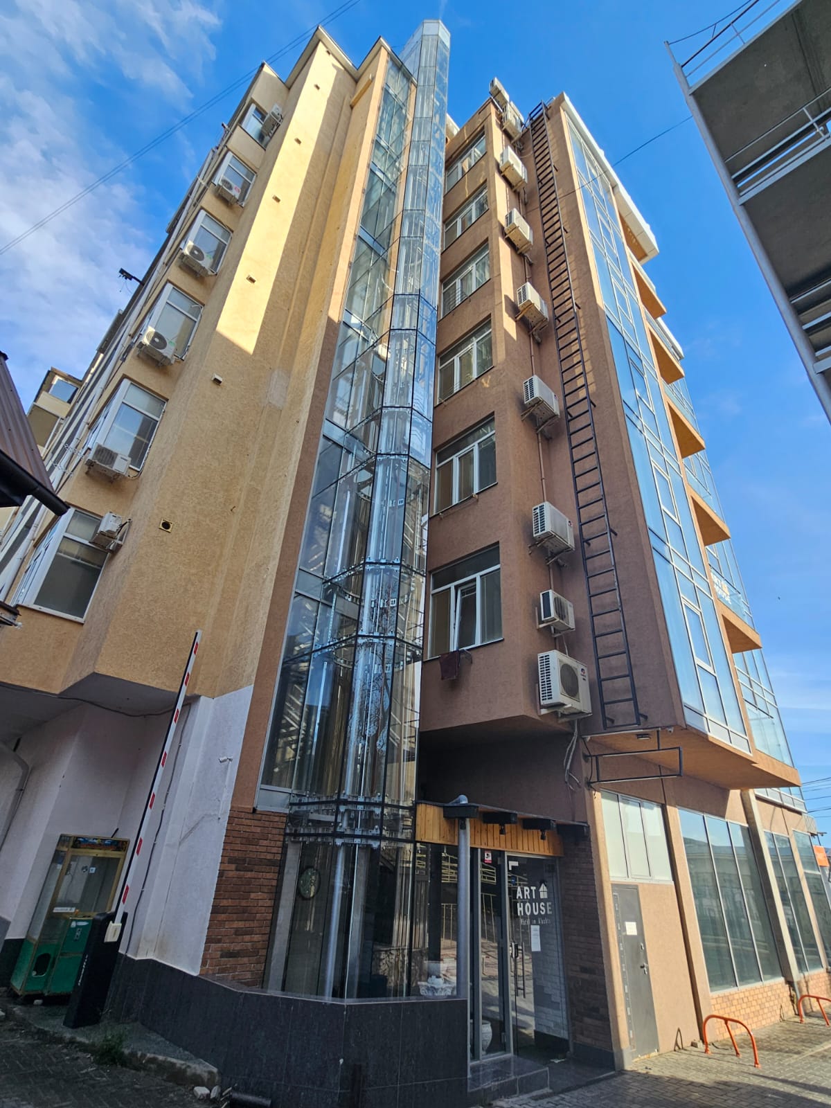 Фото Art House Hotel