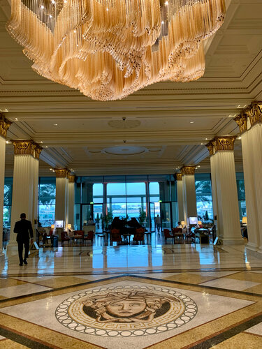 Гостиница Palazzo Versace в Дубае