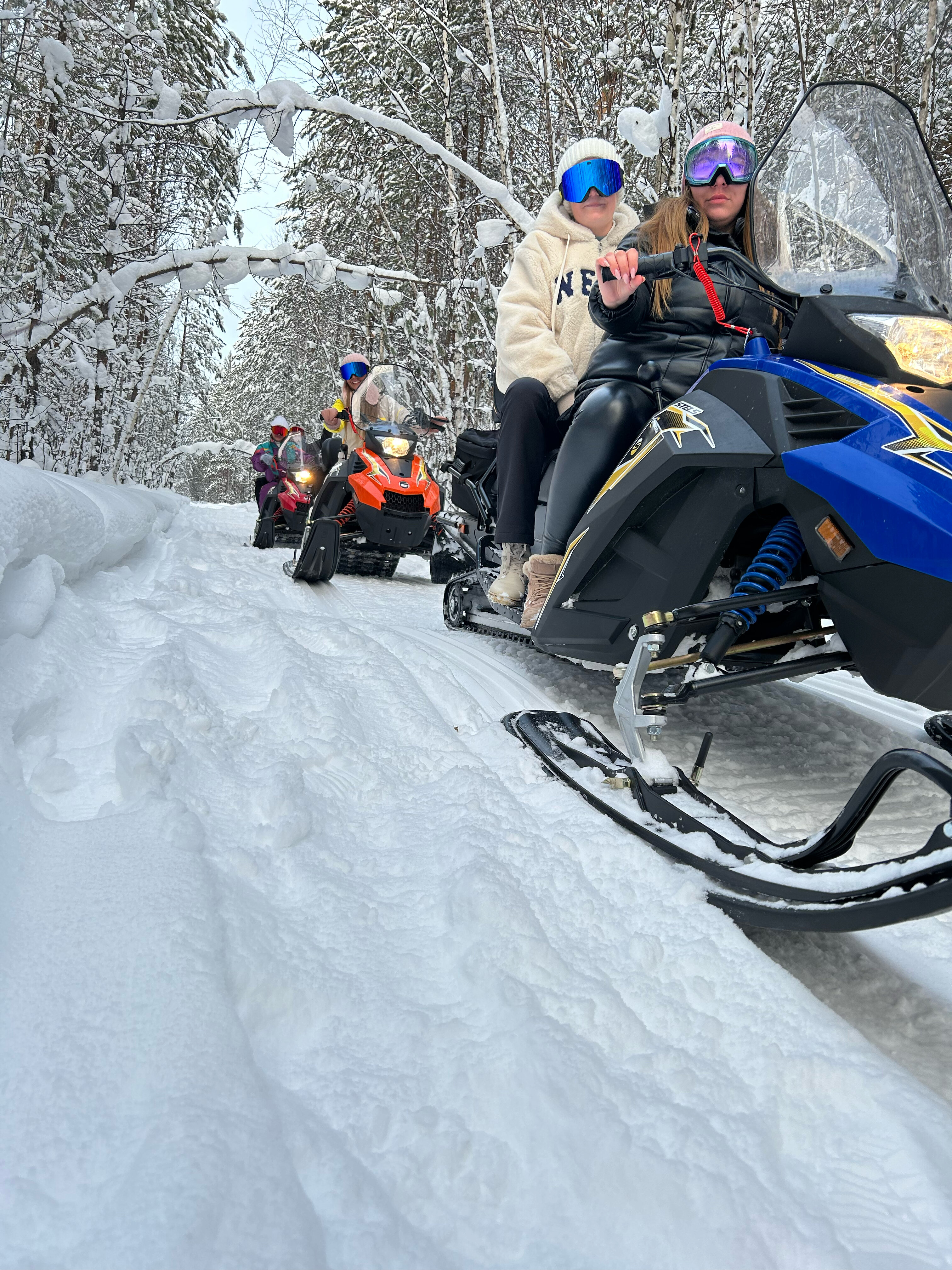 Фото Атмосфера