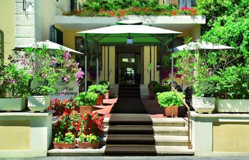 Гостиница Hotel Touring Wellness & Beauty во Фьюджи