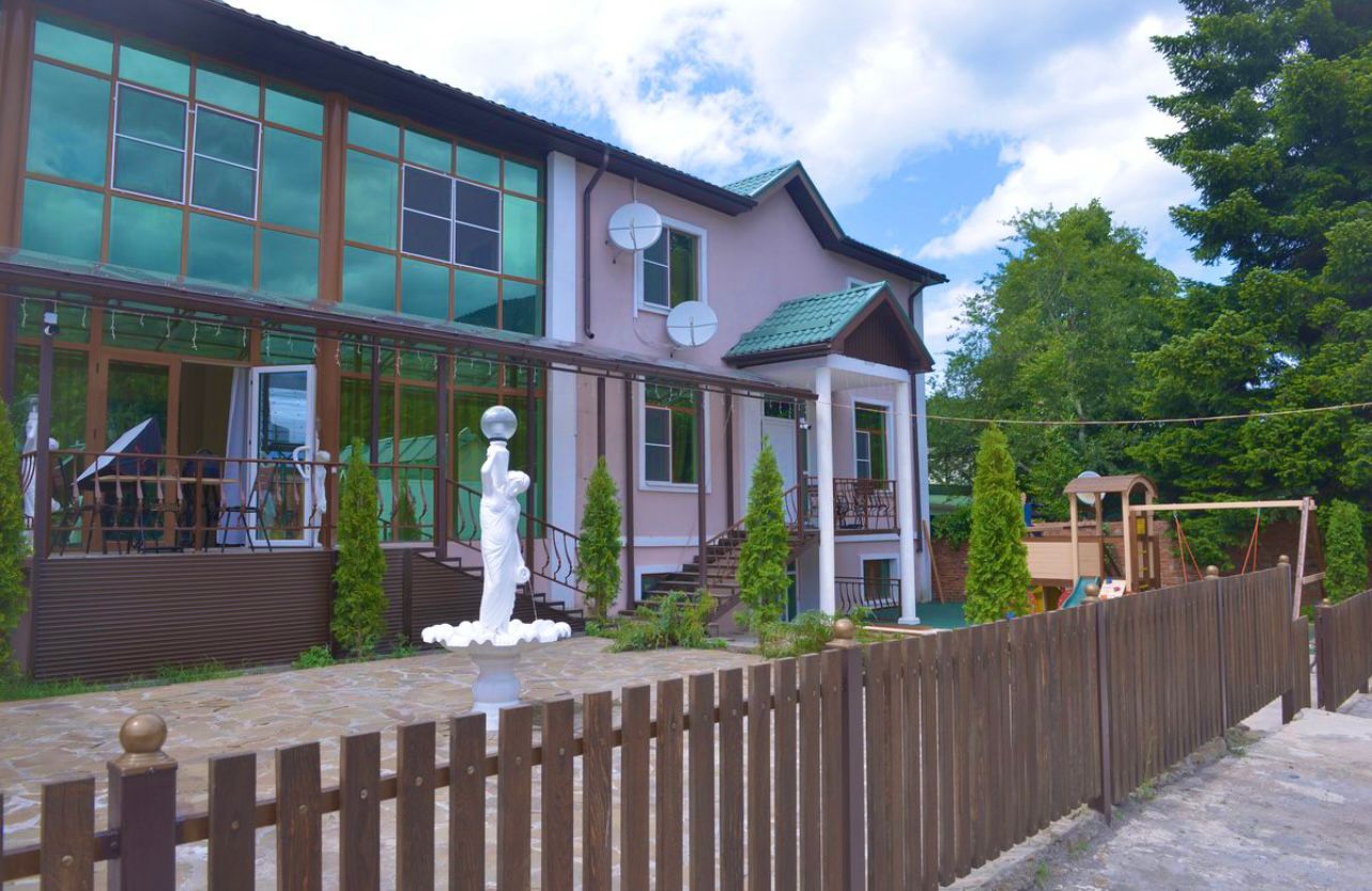 Фото отеля 2