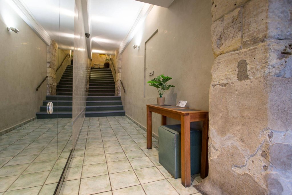 Фото LIFE Marseille VP Hotel