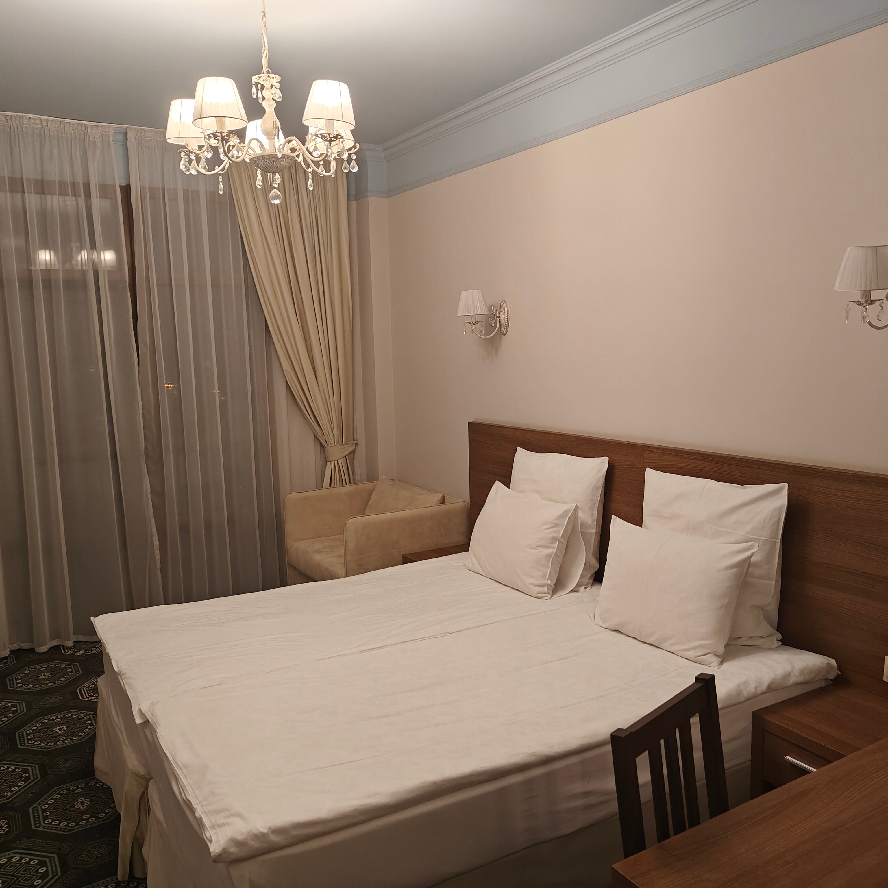 Фото Garuda Boutique Hotel