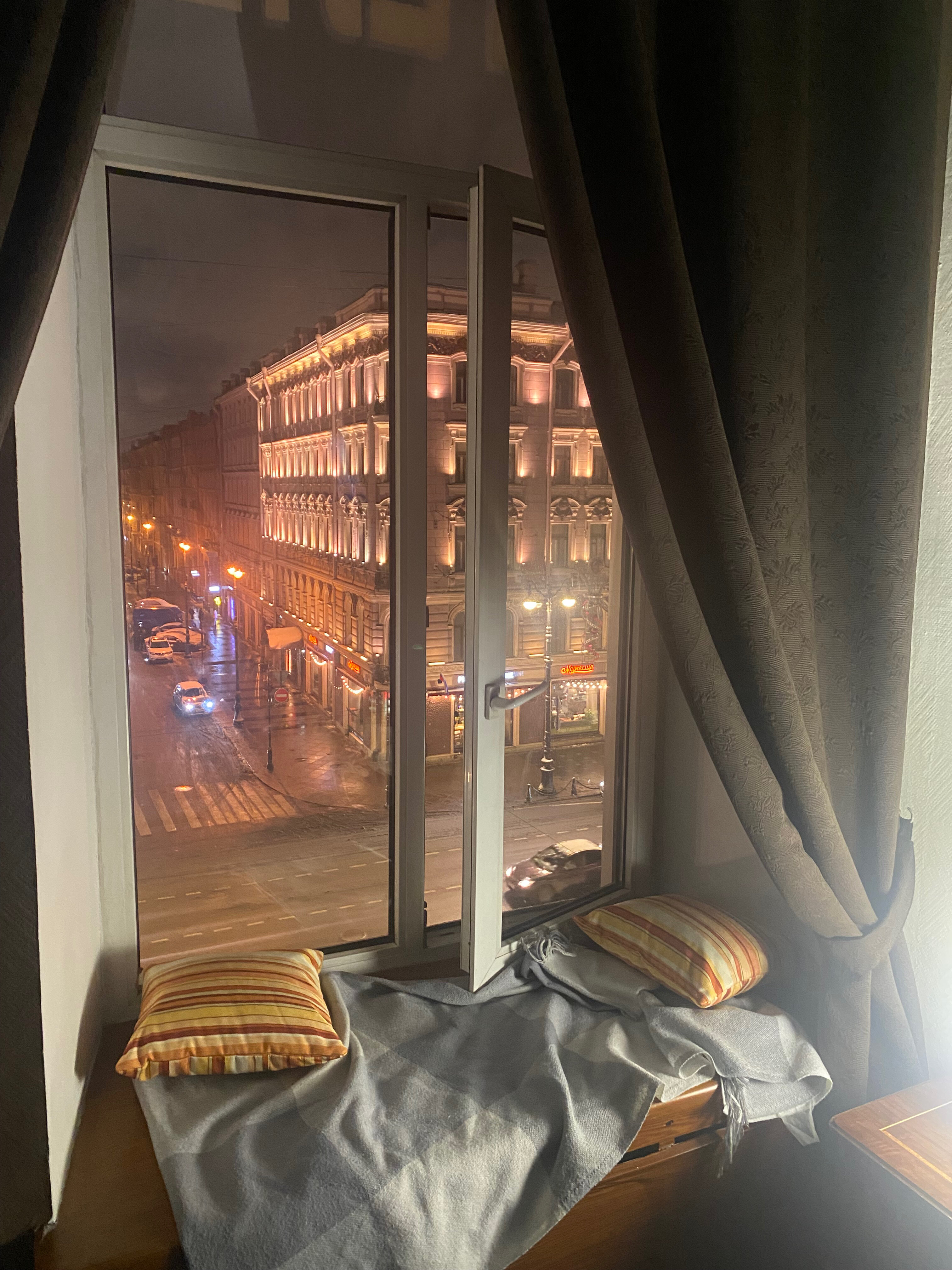 Фото Невский Кристалл