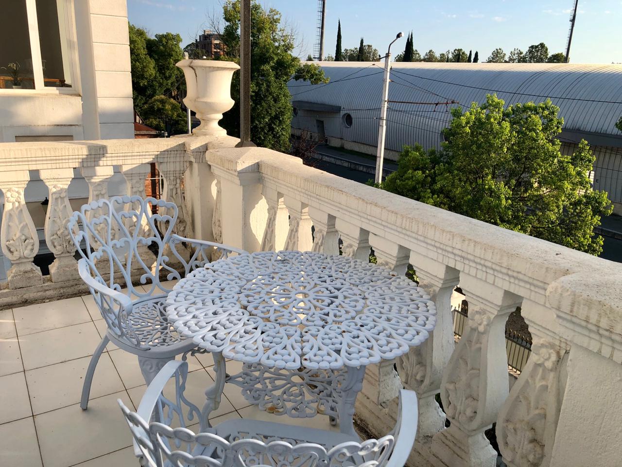 Фото Белый дом балерины