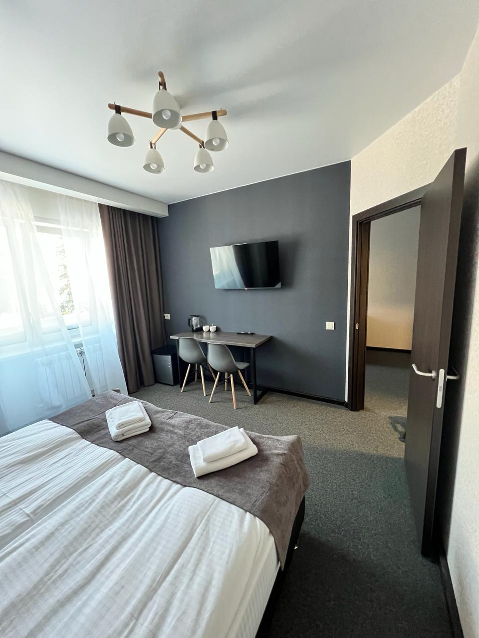 Фото отеля 2