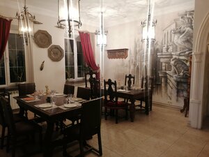 Вкус (Великие Луки, площадь Вознесения, 2), ресторан в Великих Луках