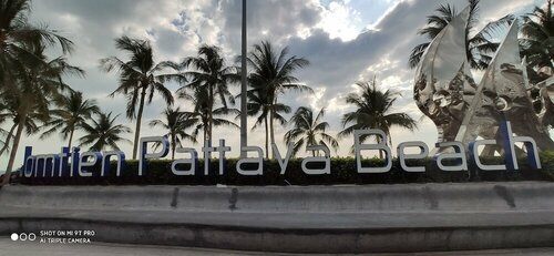 Breeze Hostel Pattaya