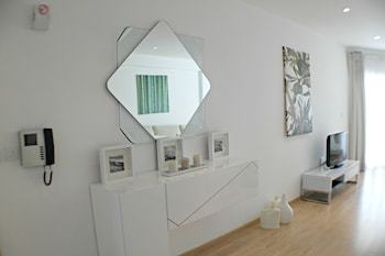 Фото Eden Beach Apartments