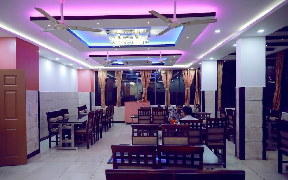 Фото Hotel Udupi Agraharam