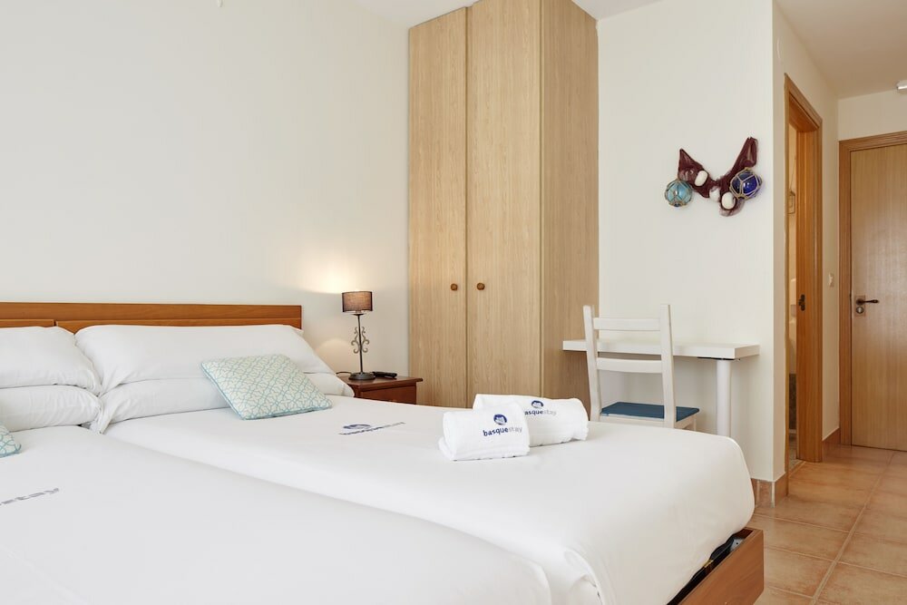 Фото Xabin Etxea - Basque Stay