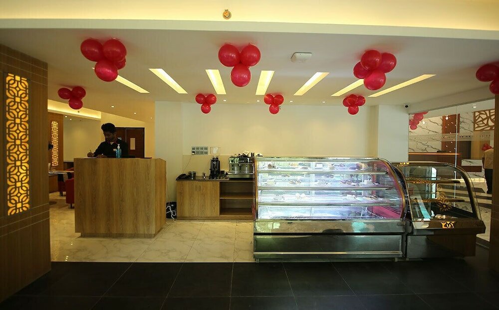 Фото Hotel X Rajshahi